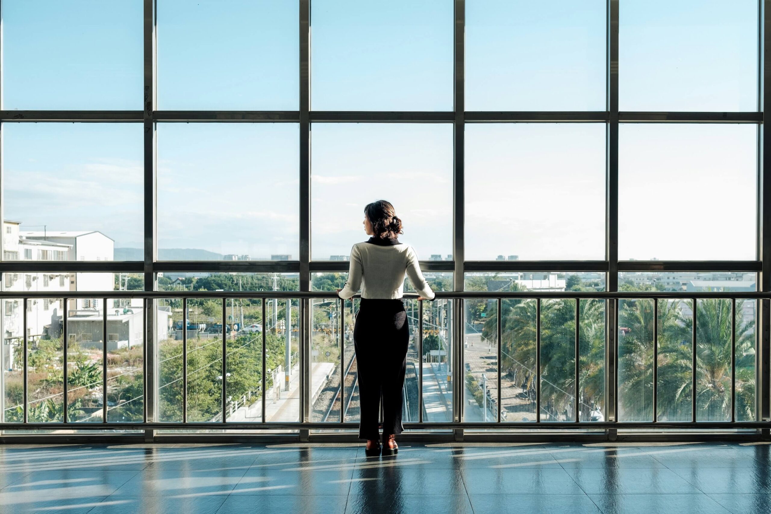 where AI adoption succeeds or fails in GTM_woman in window